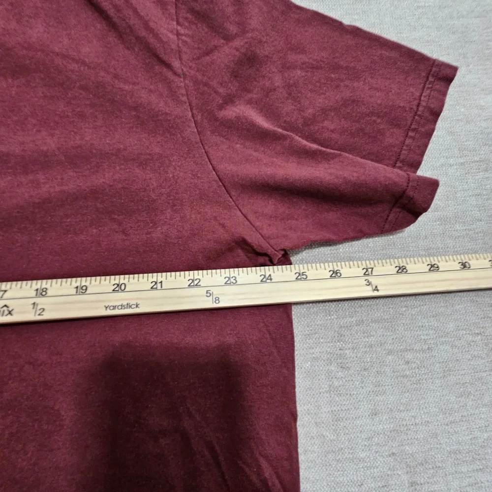 The North Face Graphic Tee Mens XL Burgundy Escape‎ Artist Mountain Short Sleeve